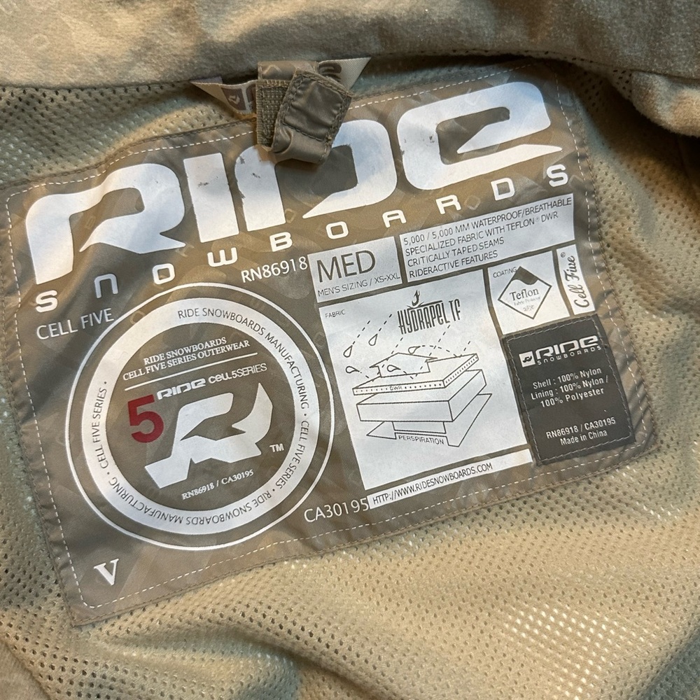 Ride Snowboarding Jacket Cell Series Cell 5 Men's Snowboarding Dual Layer Medium - Picture 8 of 11